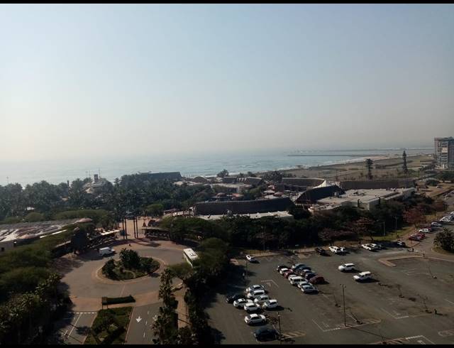 3 BEDROOM APARTMENT TO LET IN POINT WATERFRONT